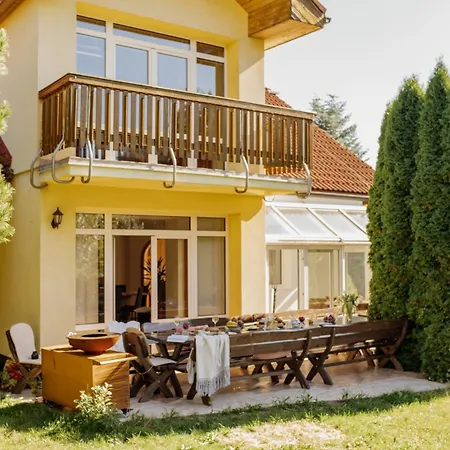 High Tatras Family Mansion With Sauna, Jacuzzi & Gym Nova Lesna